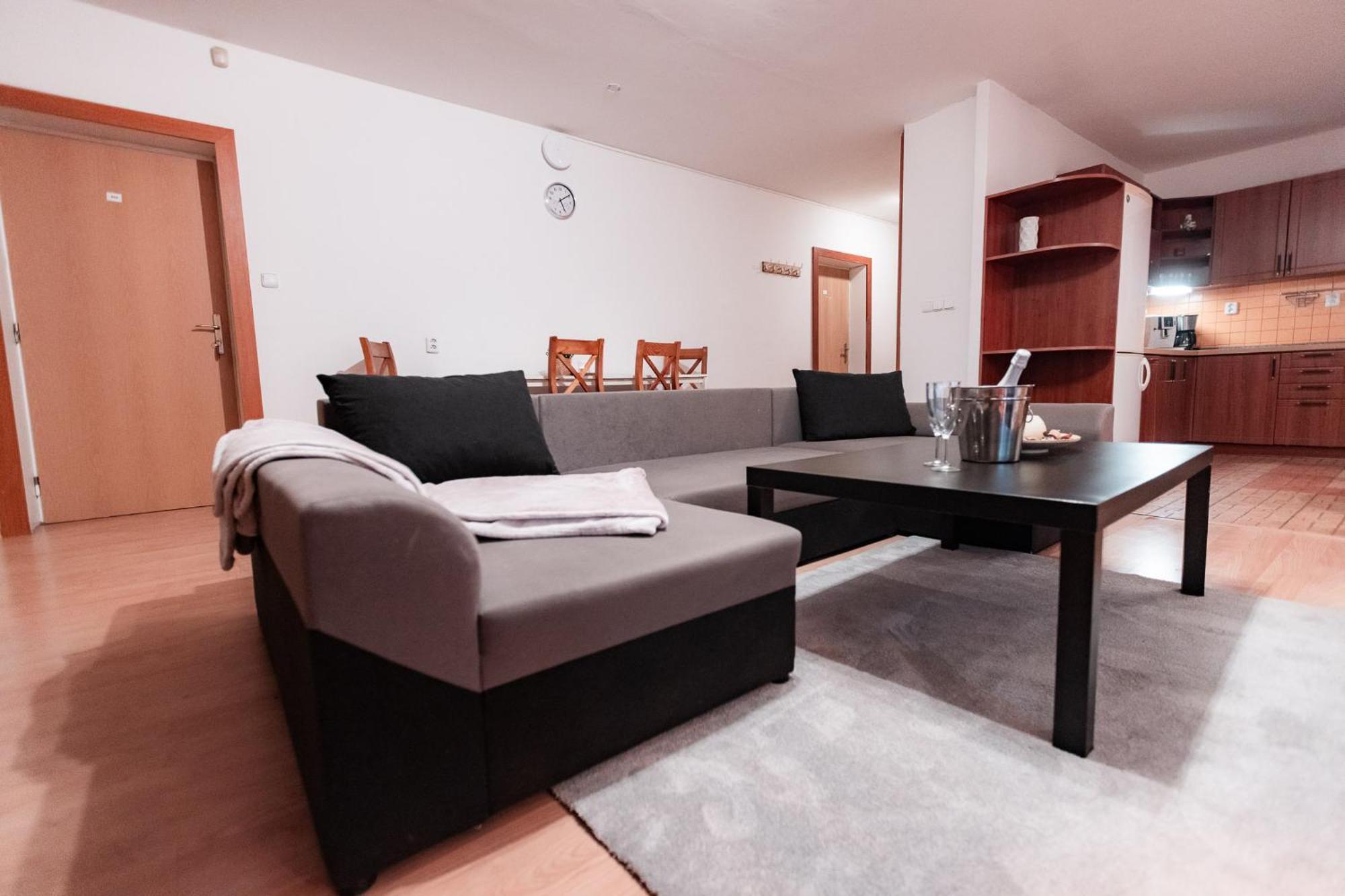 Hotel Rozkos Česká Skalice Eksteriør bilde