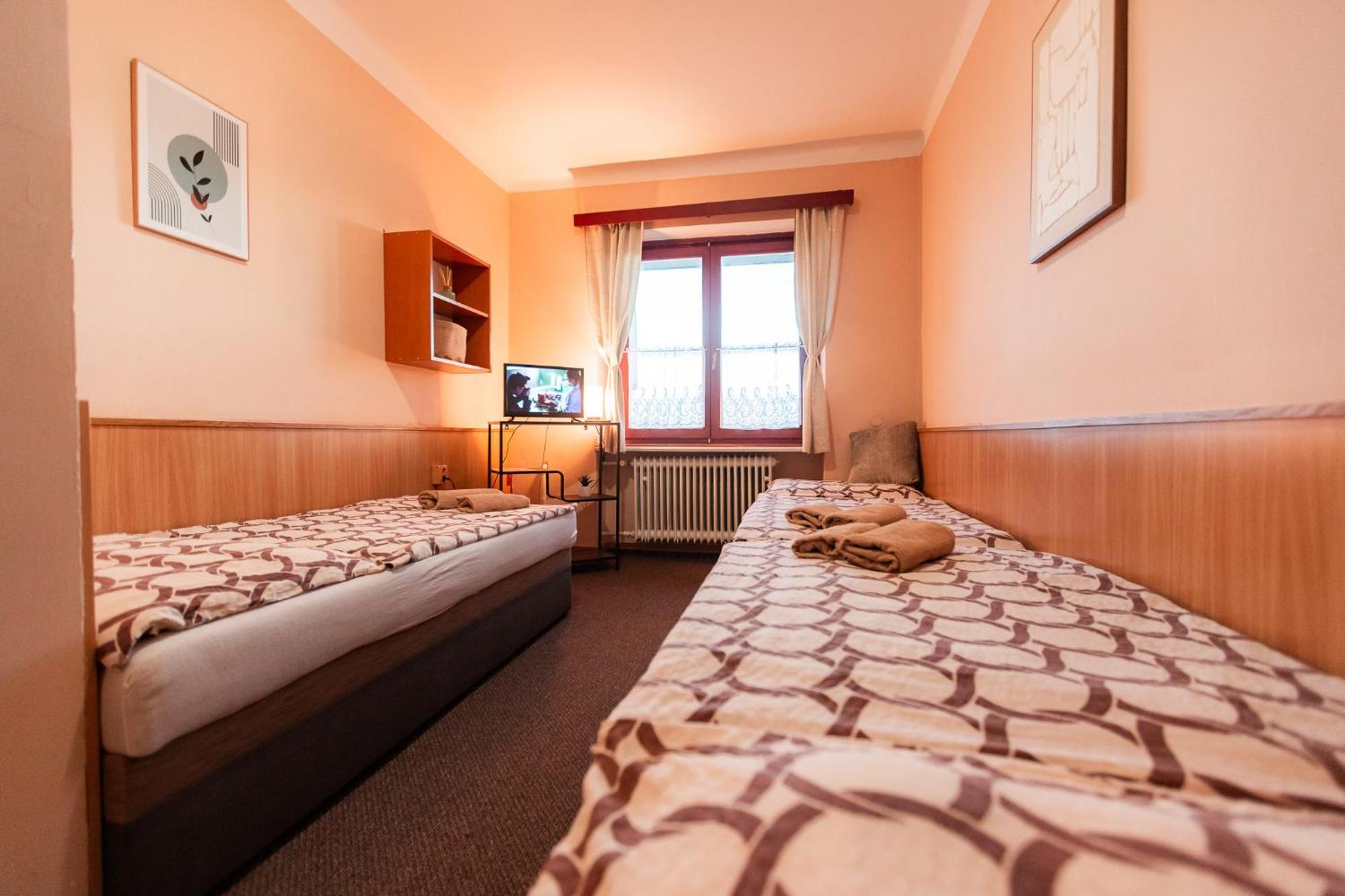 Hotel Rozkos Česká Skalice Rom bilde