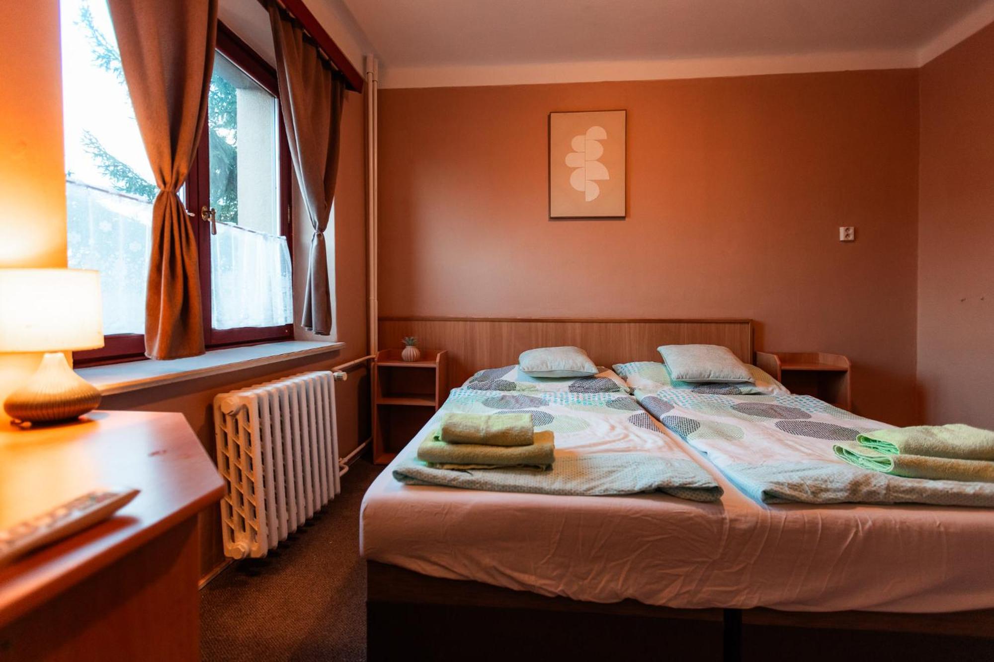 Hotel Rozkos Česká Skalice Eksteriør bilde