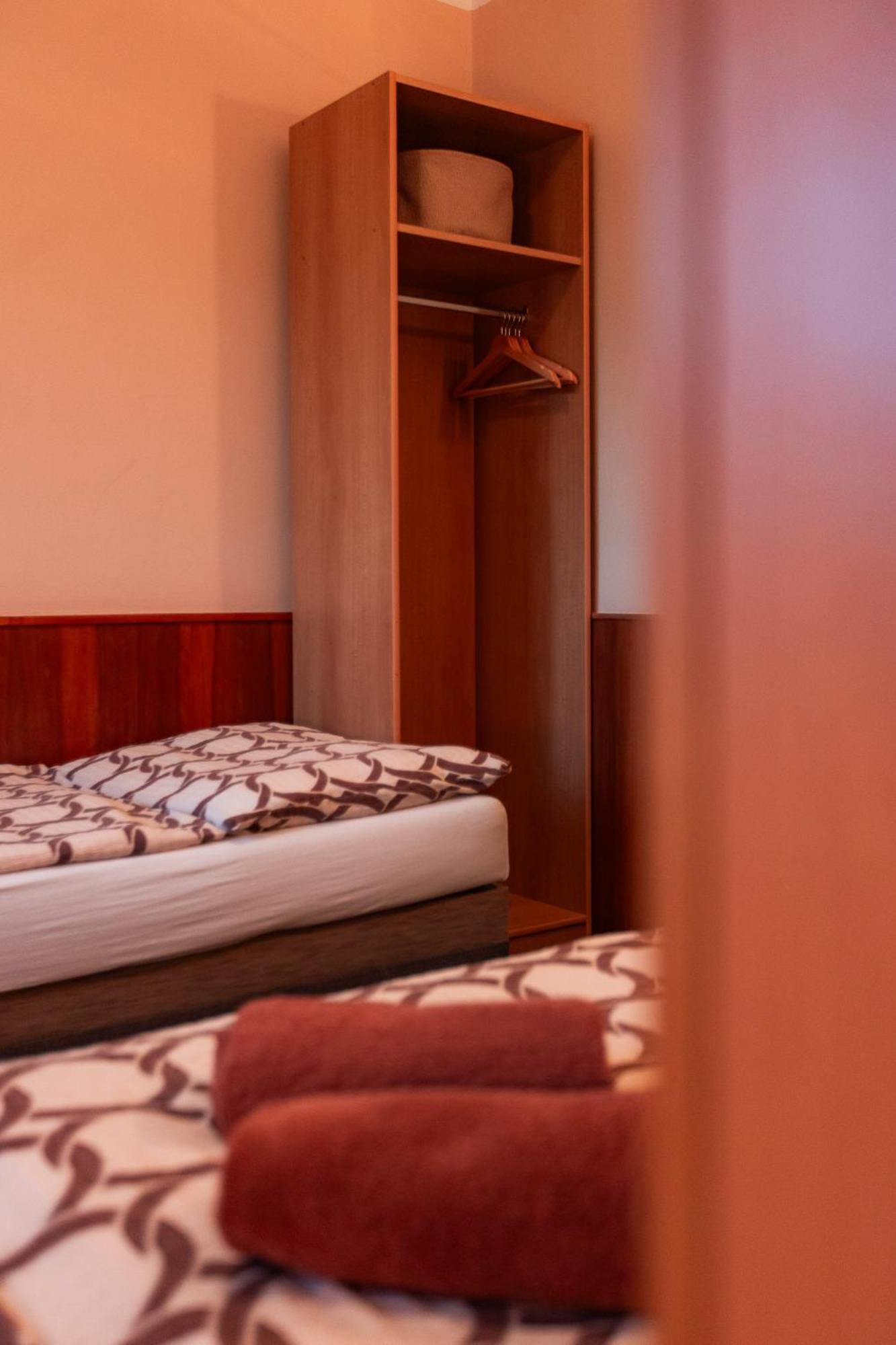 Hotel Rozkos Česká Skalice Rom bilde